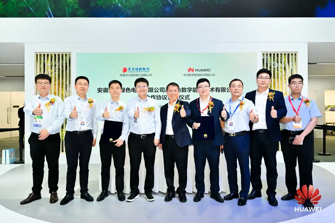 Group Photo of Representatives